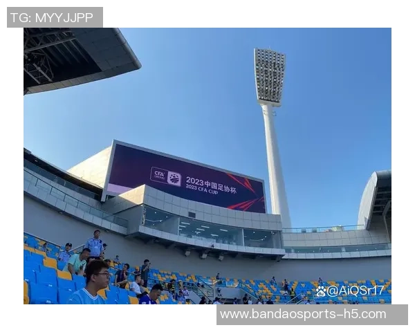 安芬尼赞绿军主场球迷热情享受在这座球馆的比赛氛围