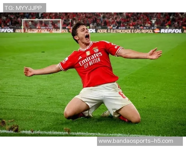 曼联形势向好冬窗不再急迫莱昂外租或成新选择 曼联形势向好冬窗不再急迫莱昂外租或成新选择