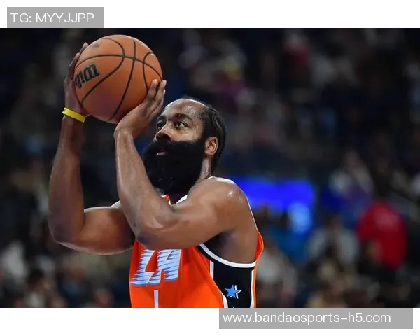 哈登成为NBA历史首位持有两个球队单场得分纪录的球员 哈登成为NBA历史首位持有两个球队单场得分纪录的球员